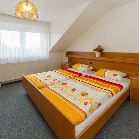 Grune Au * Hasselroth